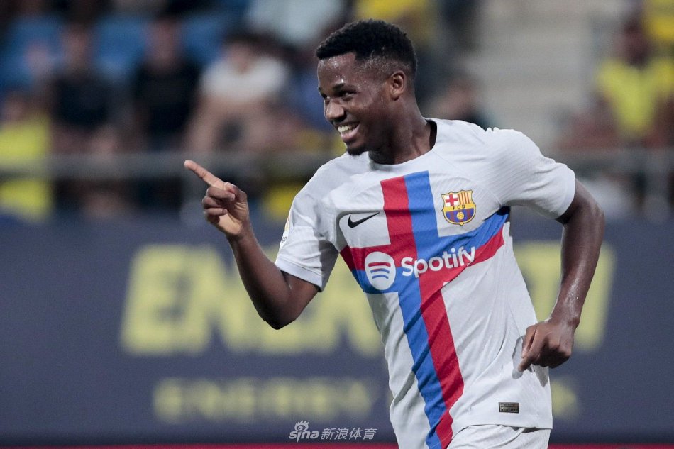 对曼联锋线 对曼联锋线